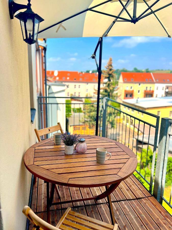 Elbling Apartment Mit Terrasse - Netflix - Parkplatz - Weinbergblick Meissen Exterior photo