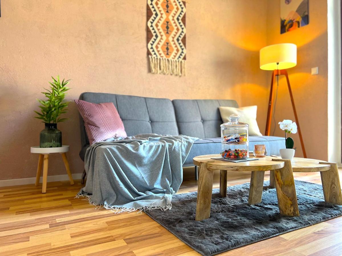 Elbling Apartment Mit Terrasse - Netflix - Parkplatz - Weinbergblick Meissen Exterior photo
