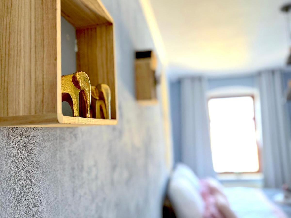 Elbling Apartment Mit Terrasse - Netflix - Parkplatz - Weinbergblick Meissen Exterior photo