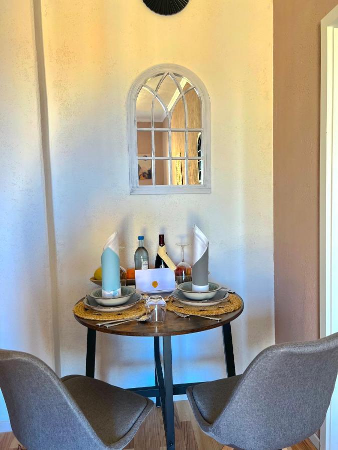 Elbling Apartment Mit Terrasse - Netflix - Parkplatz - Weinbergblick Meissen Exterior photo